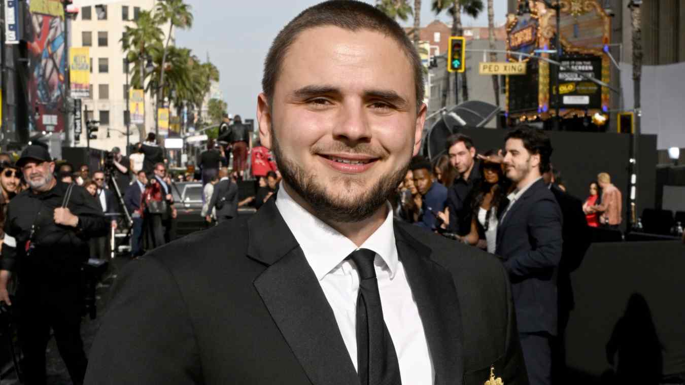 Pierce Jackson Michael Jackson's Son Prince Jackson Mingles With Fans in Rare Public ...