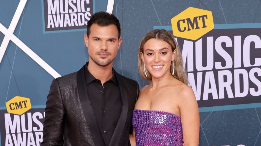 Taylor Lautner Tay Dome