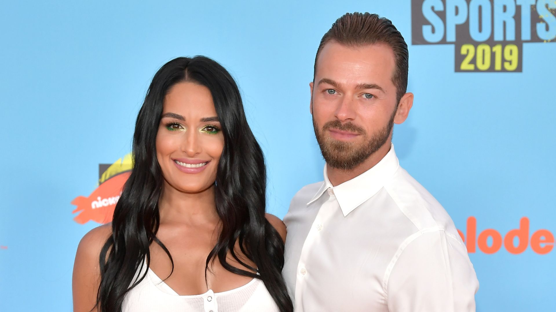Nikki Bella Artem Chigvintsev