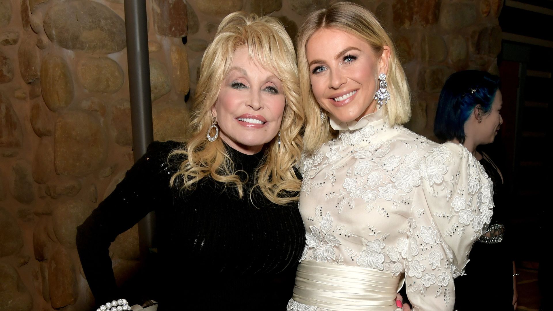 Dolly Parton and Julianne Hough