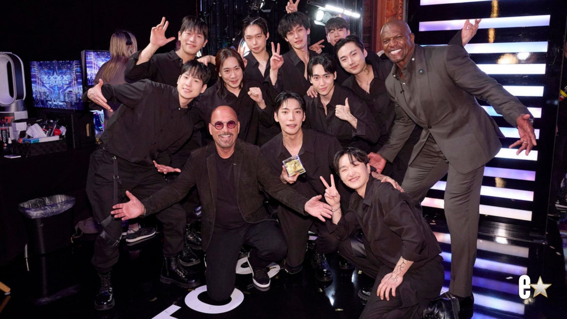 Hundred Fingers, Howie Mandel, Terry Crews