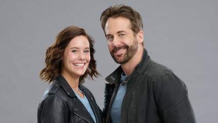 Hallmark Unveils First Poster for Ashley Williams and Niall Matter’s Shakespeare-Inspired ‘Much About Love’