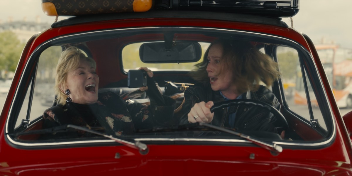 Jean Smart, Hannah Einbinder