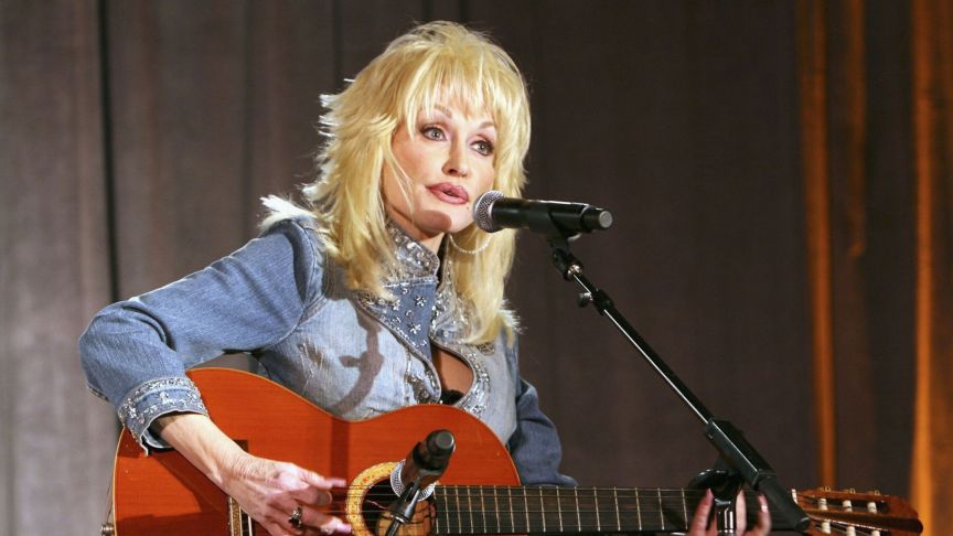Dolly Parton performs at the Weinstein Co. Pre-Oscar Party at the Pacific Design Center on March 4, 2006 in Los Angeles, California