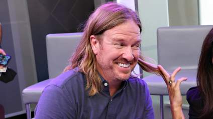 Chip and Joanna Gaines’ Youngest Son Crew Slaps His Famous Father in Hilarious Video