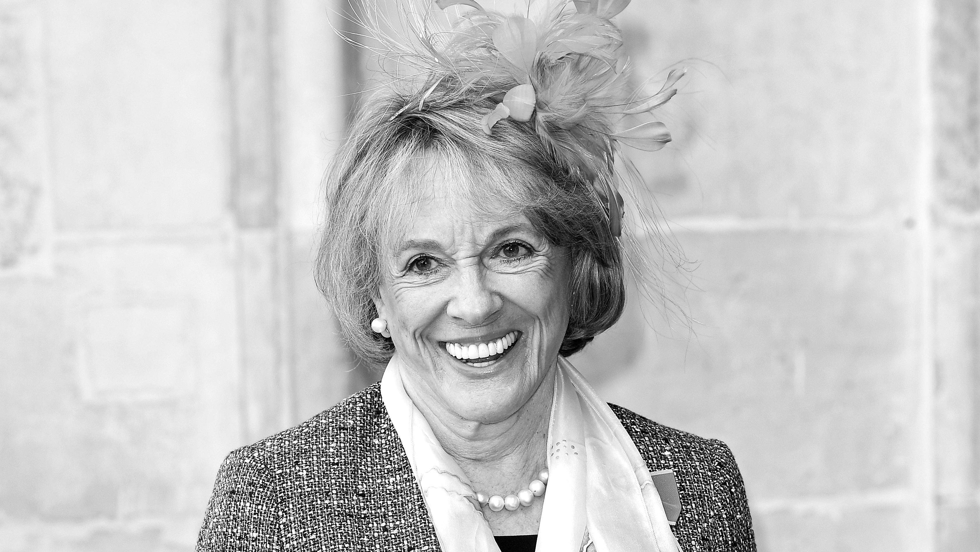 A locutora Dame Esther Rantzen morre aos 86 anos