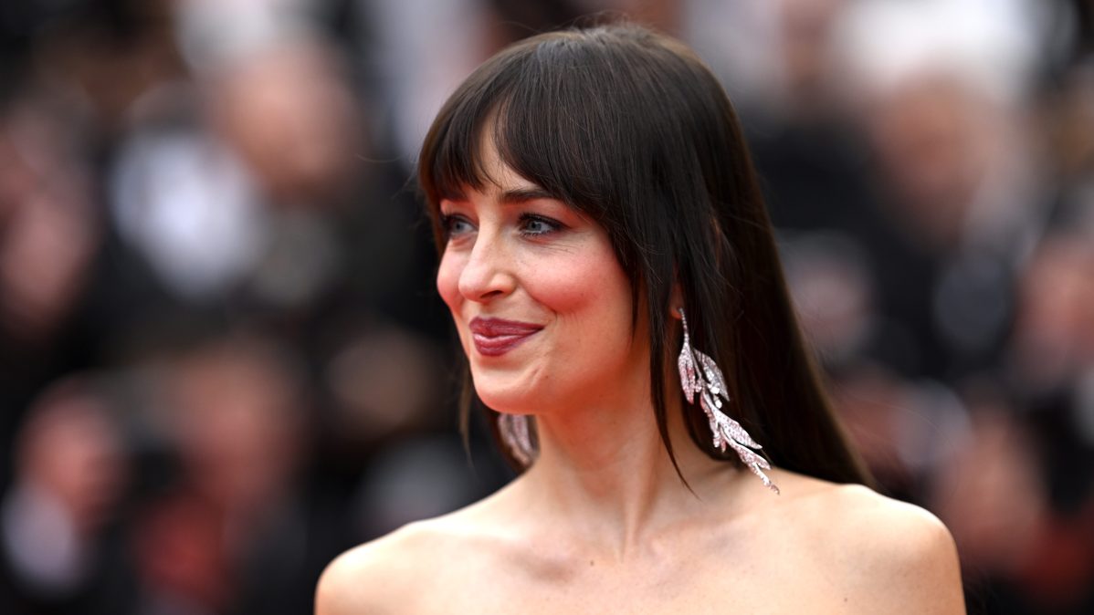Dakota Johnson.