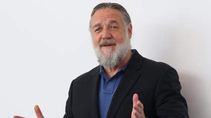 Russell Crowe Shows Off His Amazing Physical Transformation on Tennis Court Ahead of Documentary Premiere