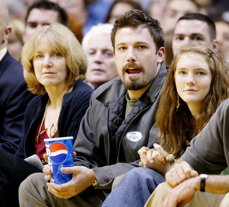 ben affleck mom