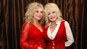 stella parton dolly