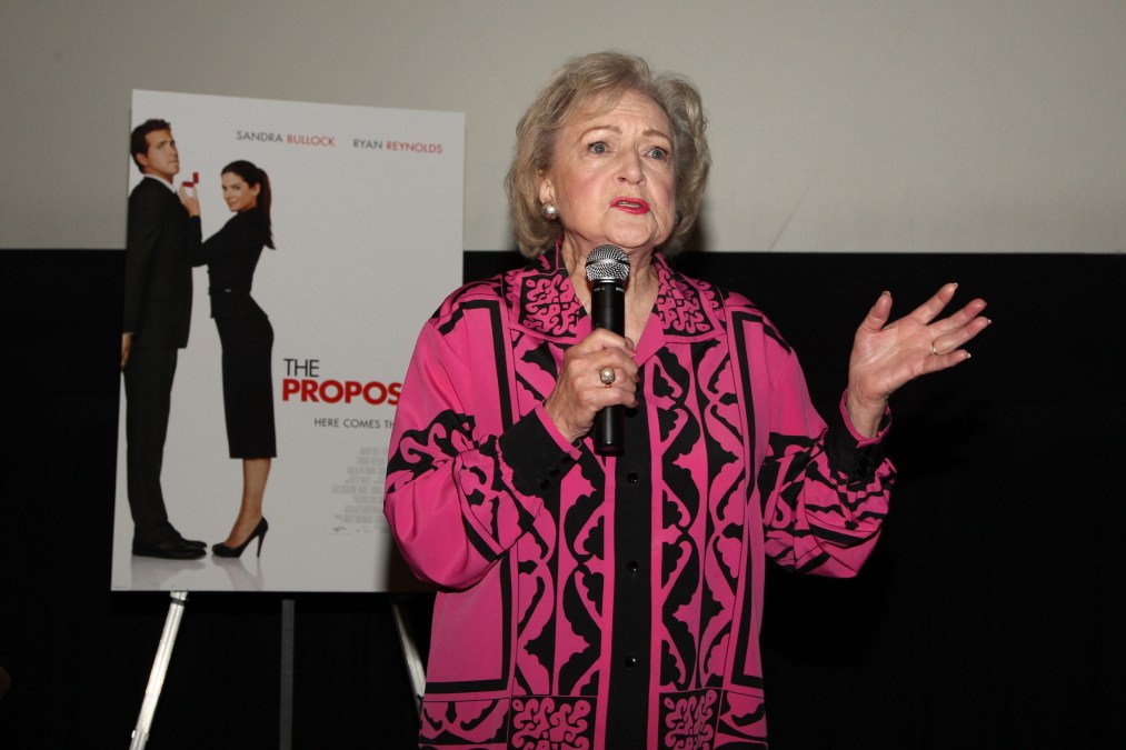 Actress Betty White attends a Guys Night Out screening of "The Proposal" at the AMC Lincoln Square on June 11, 2009 in New York City. 