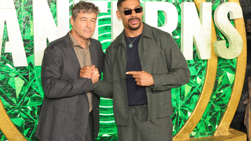 Kyle Chandler and Aaron