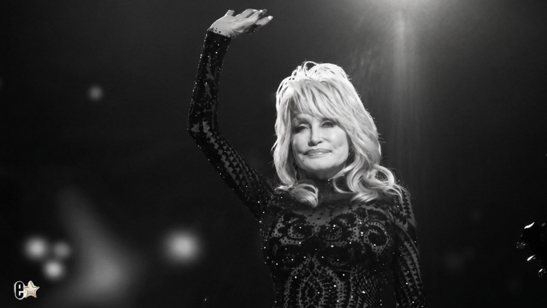 Dolly Parton's niece explains singer's decision to hide cancer diagnosis