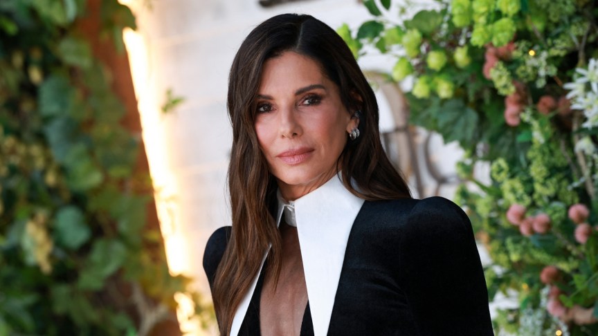 Sandra Bullock poses on the red carpet