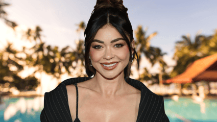 ‘Modern Family’ Star Sarah Hyland’s Bikini Pics with Bestie Are Beyond Gorgeous