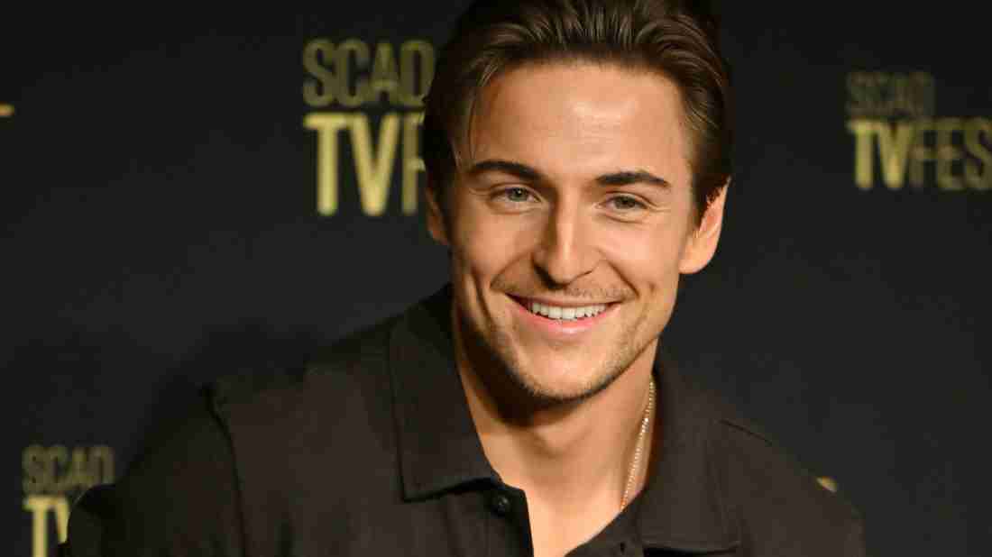 Hallmark's Evan Roderick Weds Fellow Actress Dion Karas