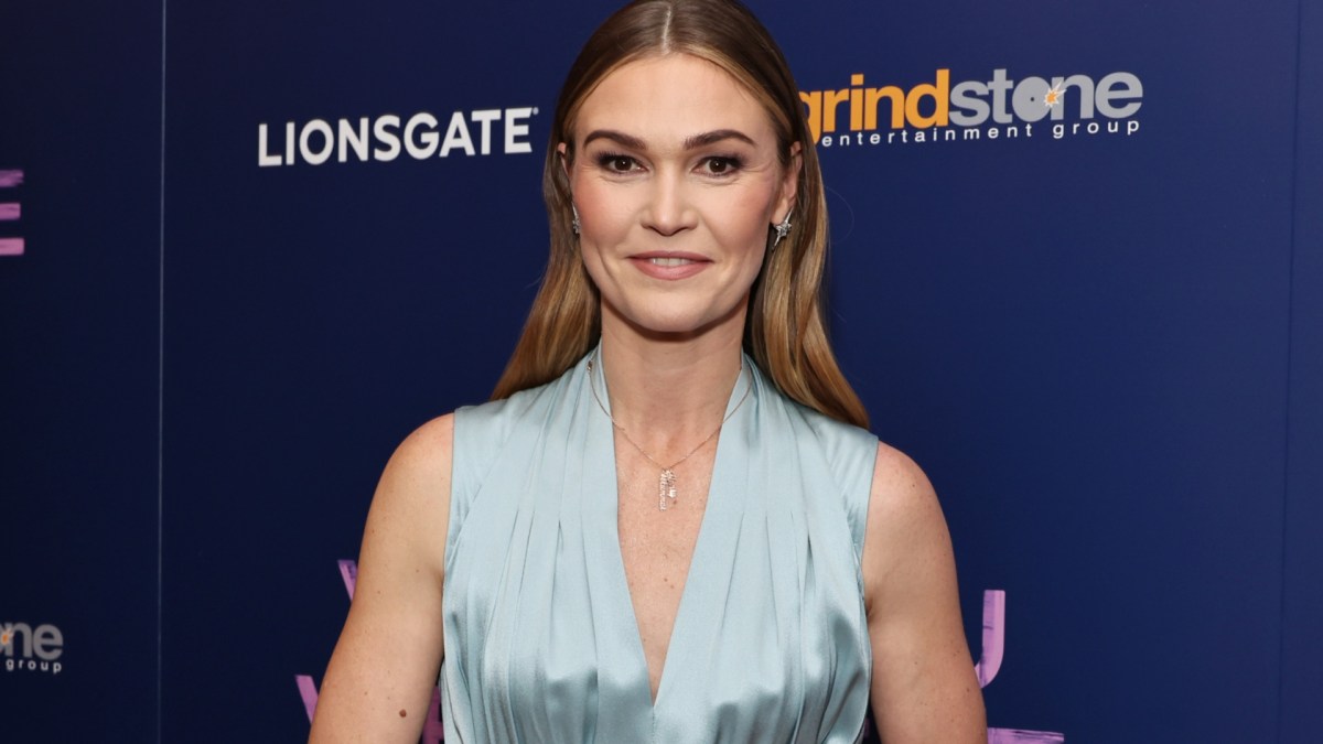 Julia Stiles