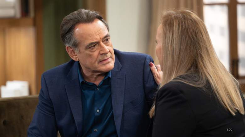 Jon Lindstrom