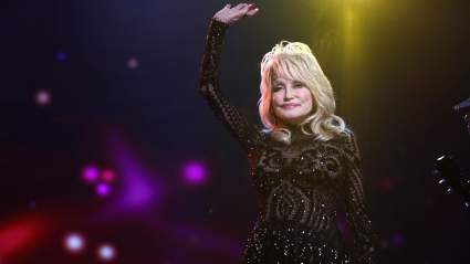 Dolly Parton’s Secret Memoir Sparks $13 Million Bidding War Months After Country Icon’s Passing