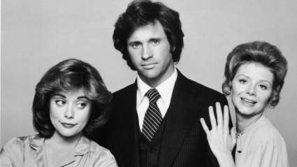 Beloved ‘80s & ‘90s Heartthrob Robert Hays Makes Rare Public Appearance at 79