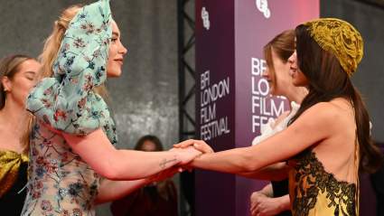 Florence Pugh Apologizes to Jenna Ortega After Nearly Injuring Her with Puffy Dress on Red Carpet