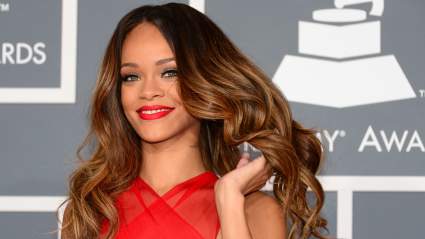 The Gorgeous Rihanna’s Most Breathtaking Red Carpet Looks Over the Years [PHOTOS]