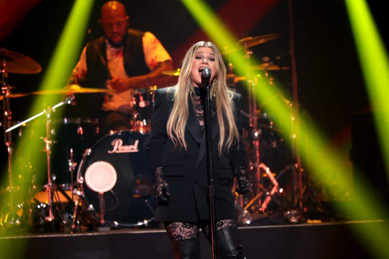 Kelly Clarkson performs onstage