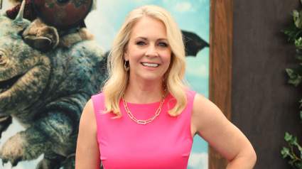 Melissa Joan Hart Shares the Most Nostalgic & Star-Studded Clip Imaginable From 90s Con [VIDEO]