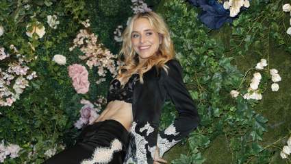 Radiant Jenny Mollen Embraces the Single Life by Stripping Off & Getting Soaking Wet in Mock Music Video [SEE]