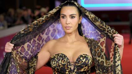 Kim Kardashian Shows Off Her Curves in Leopard-Print Look in Rome [PHOTOS]