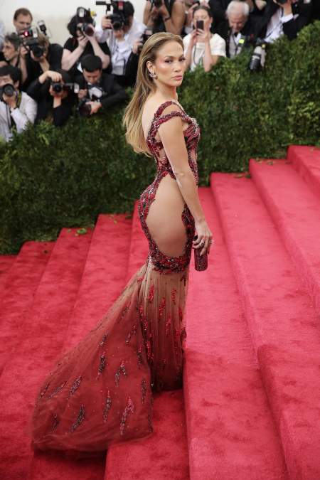 Jennifer Lopez at the 2015 Met Gala.