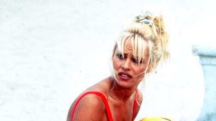 ‘Baywatch’ Star Reveals How He Helped Pamela Anderson Get Cast in Her Breakout Role