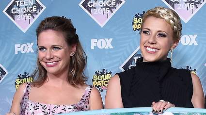 Jodie Sweetin and Andrea Barber Reveal It’s ‘Total Chaos’ Whenever the ‘Full House’ Cast Reunites