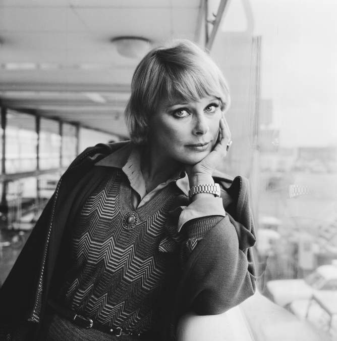 Elke Sommer in 1974.