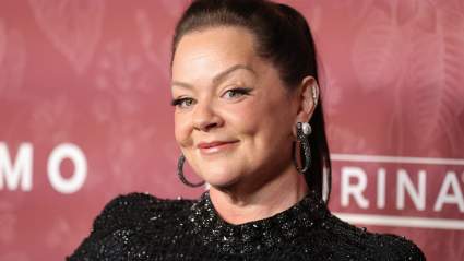 Melissa McCarthy, 56, Hilariously Shows Fans Her ‘Chores’ in Makeup-Free Video