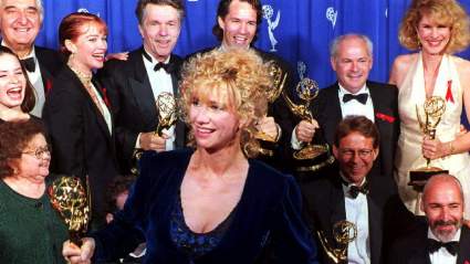 Beloved Tom Skerritt Honored in Heartfelt Tributes by His ‘Picket Fences’ Co-Stars