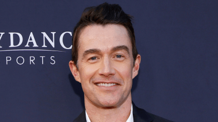Robert Buckley’s Wife Reveals the Unusual Way They Flirt — ‘Ninja Reflexes’