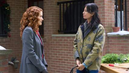 Sneak Peek at ‘Mistletoe Murders’ Season 3 Premiere – Video