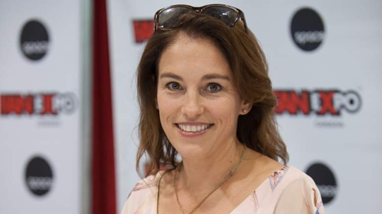 amy-jo-johnson-plane-scare