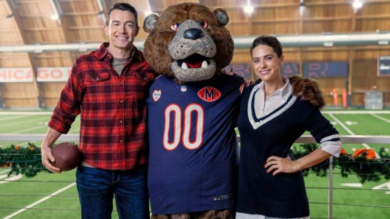 Robert Buckley and Lyndsy Fonseca