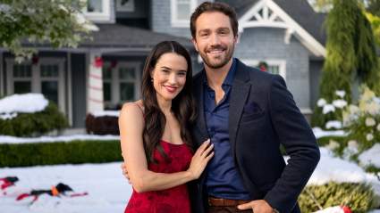 Settle In for a Cozy Day of Christmas Movies on Hallmark Channel Tomorrow — Oct. 30